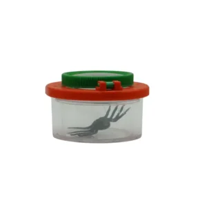 Lupa de Insecto con Vaso